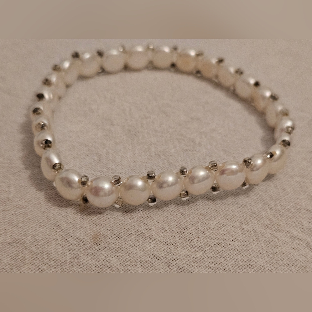 Pearl and Silver Bracelet.  Stretchy on and off